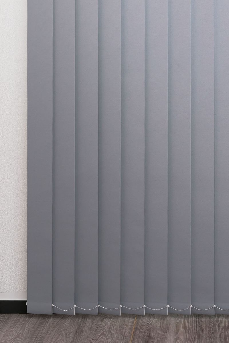 Lamelle Utica Verdunklung  1040 Fensteransicht